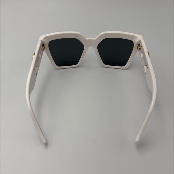 NIB Versace Medusa Sunglasses White Frame Gray Lenses - Picture 5 of 7